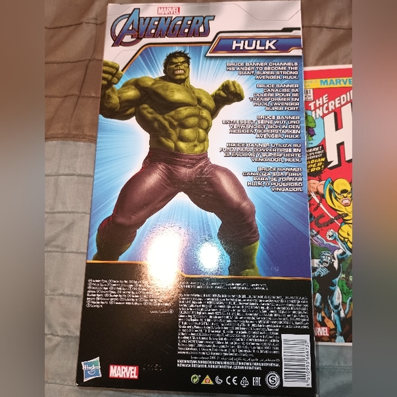 12 inch Hulk, Deadpool and Wolverine - Picture 4 of 16